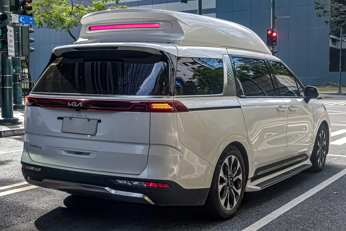 Kia Carnival, view_2