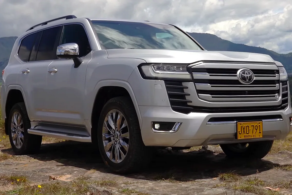 Toyota Land Cruiser, view_3